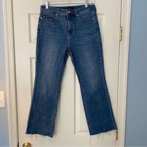 Uniqlo size 27 in raw hem cropped kick flare jeans EUC